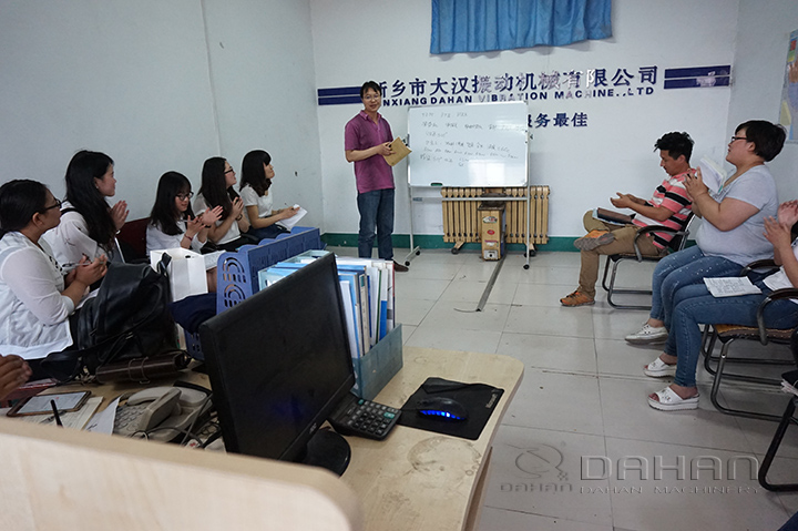 漢螺旋給料機實力雄厚，技術研發(fā)團隊上百人